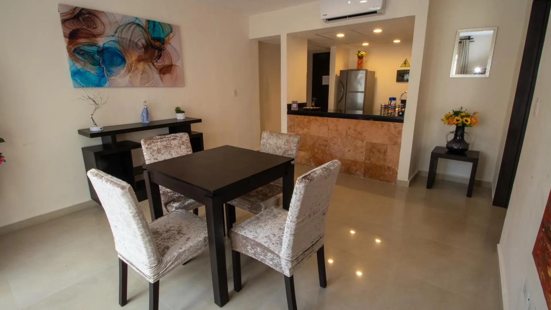Hotel Villas Segovia Suites Playa del Carmen 4*,